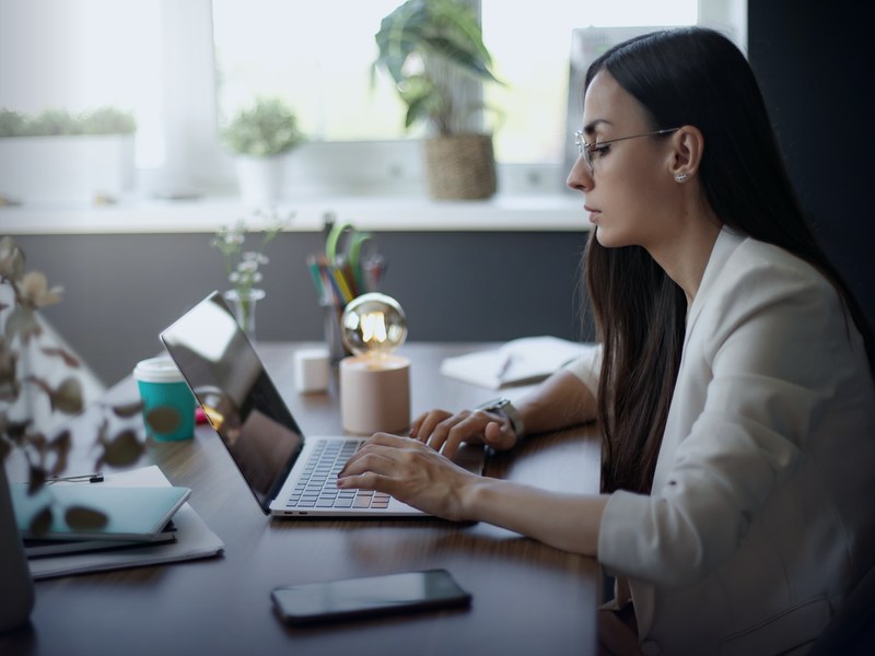Working with focus at a desk